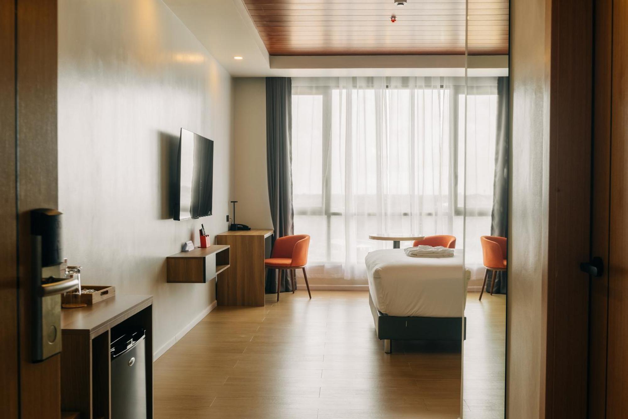 Levo Hotel Urdaneta Luaran gambar